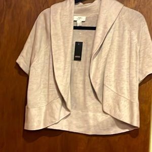 Cropped short sleeved sweater